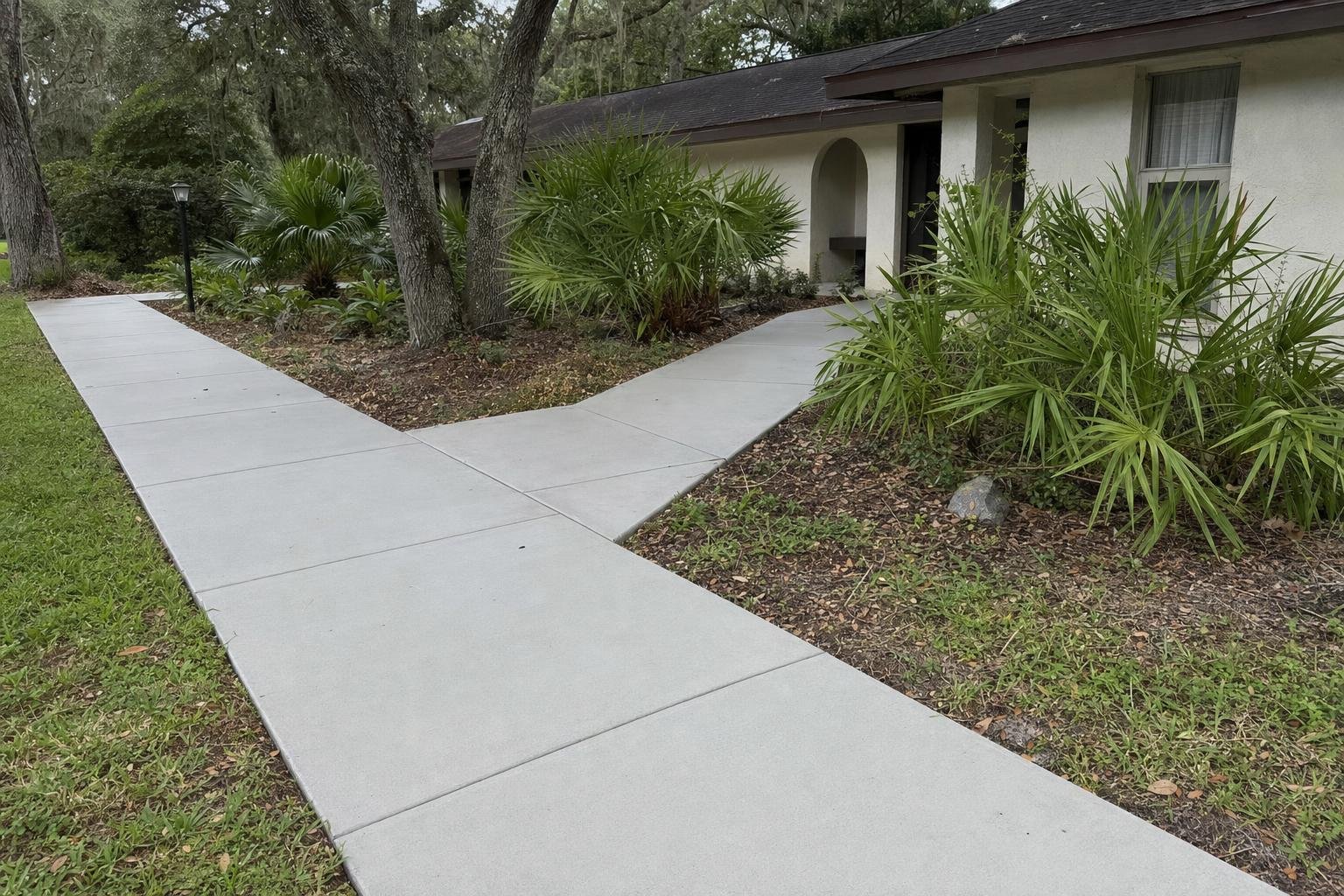 Concrete Walkway And Sidewalk Installation in Lakeland